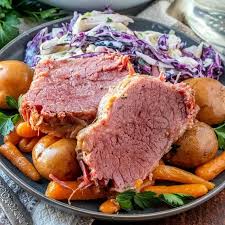 Instant Pot Corned Beef With Irish Slaw The Country Cook Recipe In 2020 Corned Beef Country Cooking Instant Pot Dinner Recipes