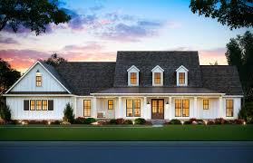 A variety of different buyers will appreciate these layouts: House Plan 41406 Farmhouse Style With 2705 Sq Ft