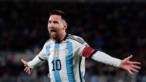 Messi, a 15 años del inicio de su leyenda con el número 10 en Argentina -  AS USA