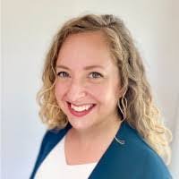 Stephanie Teeple's Instagram, Twitter & Facebook