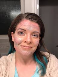 Can anyone make her look like a mermaid. Thank you