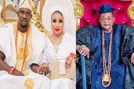 Lizzy anjorin has addressed her fight with toyin abraham which turn a different turn after she she also alleged that toyin abraham gave birth in a traditional house in nigeria and waited for 10 days to. See What The Alaafin Of Oyo Told Actress Lizzy Anjorin And Her Husband When He Visited Them In Their Home Video