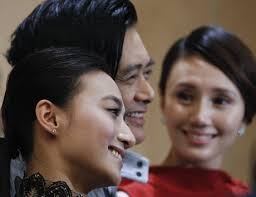 Cast Last Tycoon Pose Photograph L-r Foto stock editorial