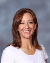 Robin Lyman's Instagram, Twitter & Facebook