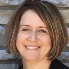 Lori Breeze's Instagram, Twitter & Facebook