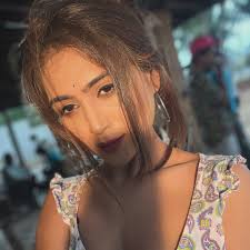 Hiral radadiya - Tango Live