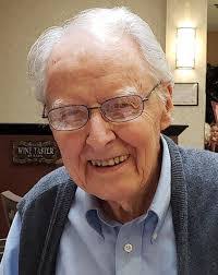 Lori Doane's Instagram, Twitter & Facebook