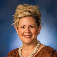 Amanda Schneck's Instagram, Twitter & Facebook