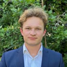 Last semester I had the opportunity to work as a Consultant at 180 Degrees  Consulting Bath.