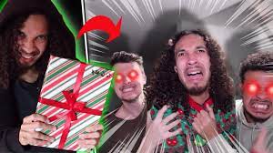 MY EVIL TWIN GAVE ME A HAUNTED CHRISTMAS PRESENT AT 3 AM!! (IT MADE MY  FRIENDS EVIL!!) - YouTube