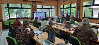 We did not find results for: Ikuti Aturan Ppkm Darurat Peserta Ujian Tertulis Upn Veteran Yogyakarta Kerjakan Soal Dari Rumah Upn Veteran Yogyakarta