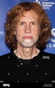 Avec la participation à une rencontre avec les acteurs et l'équipe de  création de comédie musicale 'Scandalous : la vie et les épreuves d'Aimee  Semple Photo Stock