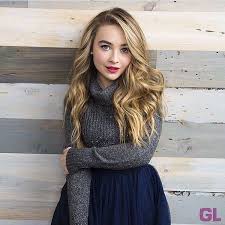 She became recognized in 2011 when she got her debut small role on tv. Sabrina Carpenter Height Weight Celebfeatures