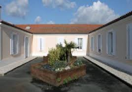 Ehpad Maison De Retraite La Roseraie A Rochefort