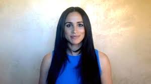 ओप्रा विन्फ्री के साथ मेगन मार्कल और प्रिंस हैरी के इंटरव्यू का टीजर जारी, हो सकते हैं ब्रिटिश राजपरिवार से जुड़े बड़े खुलासे meghan markle interview with. Meghan Markle Delivers Inspiring Speech At 2020 Girl Up Summit Youtube