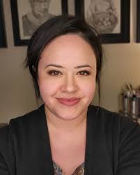 8 Benefits of a Hot Stone Massage