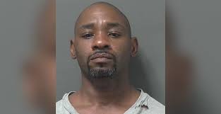 Man arrested, facing multiple charges in Hanford, police say