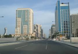 Lusail commercial boulevard (right) and lusail stadium (left). Lusail Wikipedia