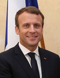 Président de la république française. Macron Traum Vom Weihnachtsurlaub In Bormes Platzt Riviera Zeit