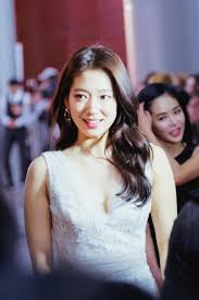 Gemeinsam nahmen sie den song . As Sweet As The Darling Couple Park Shin Hye At The 2014 Sbs Drama