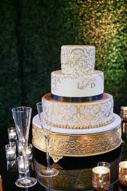 Now That S A Wedding Cake We Love All The Different Types And Styles Of Cakes We See The Types Of Wedding Cakes Wedding Cake Pictures Different Wedding Cakes
