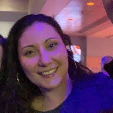 Mariah Tompkins's Instagram, Twitter & Facebook