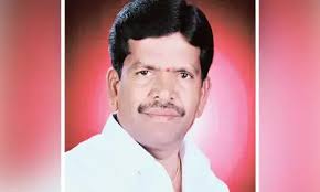 Helmet rule for pillion riders opposed