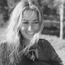 Mallory Pyles's Instagram, Twitter & Facebook