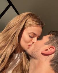 Brooks Nader repurposes engagement ring from ex Billy Haire, buys new  9-carat 'divorce ring'