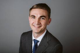 𝐌𝐞𝐞𝐭 𝐕𝐨𝐠𝐞𝐥'𝐬 𝟐𝟎𝟐𝟎 𝐒𝐮𝐦𝐦𝐞𝐫 𝐀𝐬𝐬𝐨𝐜𝐢𝐚𝐭𝐞𝐬! Joseph  Hackman was born and raised in Bottineau, ND. He graduated from Bottineau  High School and then received his Bachelor's Degree in Finance from UND.  Joseph currently