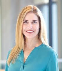 Evie Parton's Instagram, Twitter & Facebook