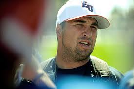 Willie Herrera's Instagram, Twitter & Facebook