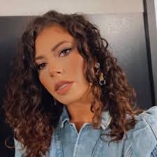 Jessica Roden's Instagram, Twitter & Facebook