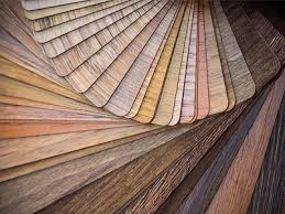 (dia bekerja di lantai satu) b. Balian Flooring Depo Material