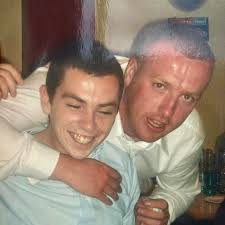 Who remembers Cecil??? After the New Ferry explosion 8 years ago there  wasn't much left of the shop but he survived 💪🏻❤️🙌🏻 He is iconic to  Griffiths and it wouldnt be the