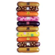 Little Black Book Pastry Chef S Paris Eclairs Pastry French Desserts