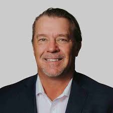 Eddie Morrow, Sales Associate