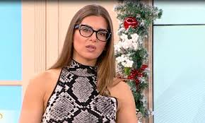 Φοιτήτριες μένουν σ' αυτό το σπίτι. Me Gyalia H Stamatina Tsimtsilh Ti Ths Synebh Sto Spiti Idees Lyseis Womenonly Gr Spiti