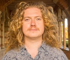 Gabe Henry's Instagram, Twitter & Facebook