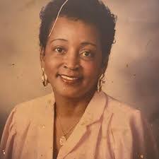 Renee Singleton's Instagram, Twitter & Facebook