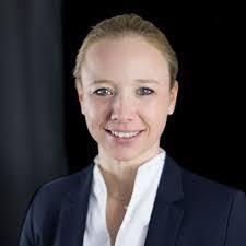 Gina Schilling's Instagram, Twitter & Facebook