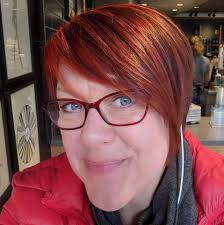 It didn't work out for a reason. Remember that reason.” 👉🏻 One of the  best things my therapist has ever taught me about my previous  relationships. If you are struggling to let