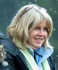 File:Tipper Gore with camera in snow (cropped1) (cropped).jpg
