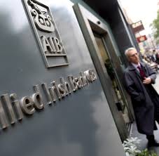 Inf the money's ok inf. Staatliche Banken Irland Bittet Private Glaubiger Zur Kasse Welt