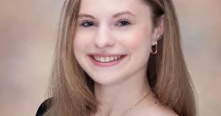 Copperas Cove student overcomes personal trials to earn college degree from  CTC ahead of high school graduation