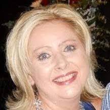 Cindy Weakland's Instagram, Twitter & Facebook