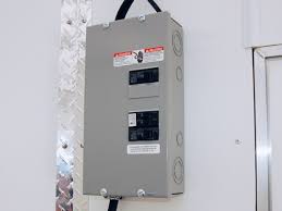 The enclosed trailer volume amounts to a very handy 29m³ (1040ft³) and there is a side door for quick access to the trailer. 110v 30amp Packages Proline Products Llc