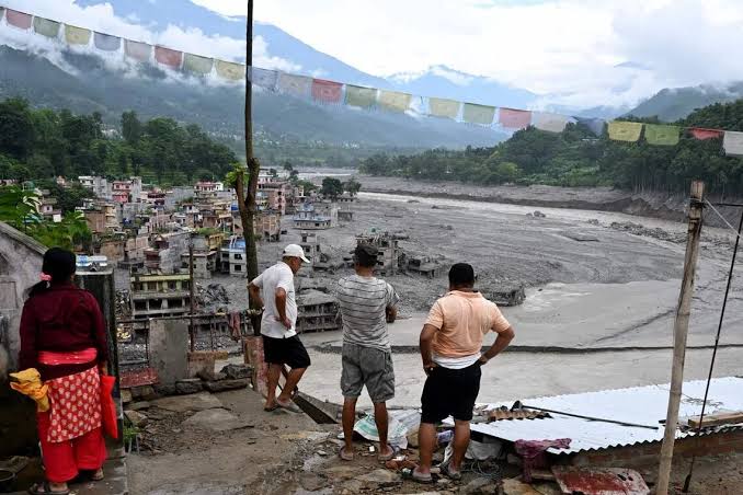 Nepal toll surges as rescuers struggle through 'unimaginable' disaster | The Straits Times