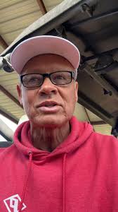 I enjoy watching Al Bladez videos!