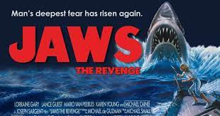 Его младший сын шон погибает в схватке с большой белой акулой. Reveling In The Glorious Absurdity Of Jaws The Revenge Moviefone